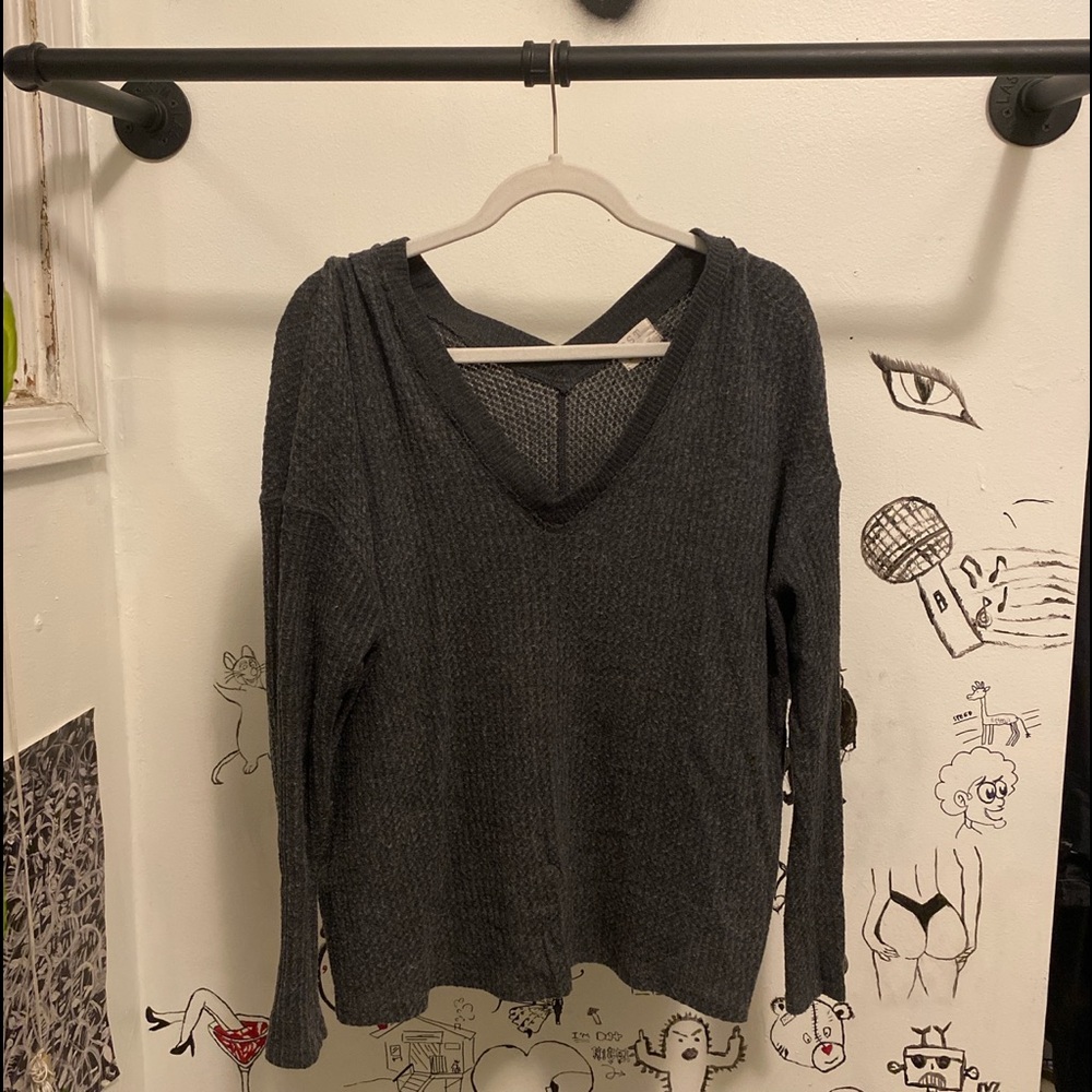 Free People Sweater 🤍